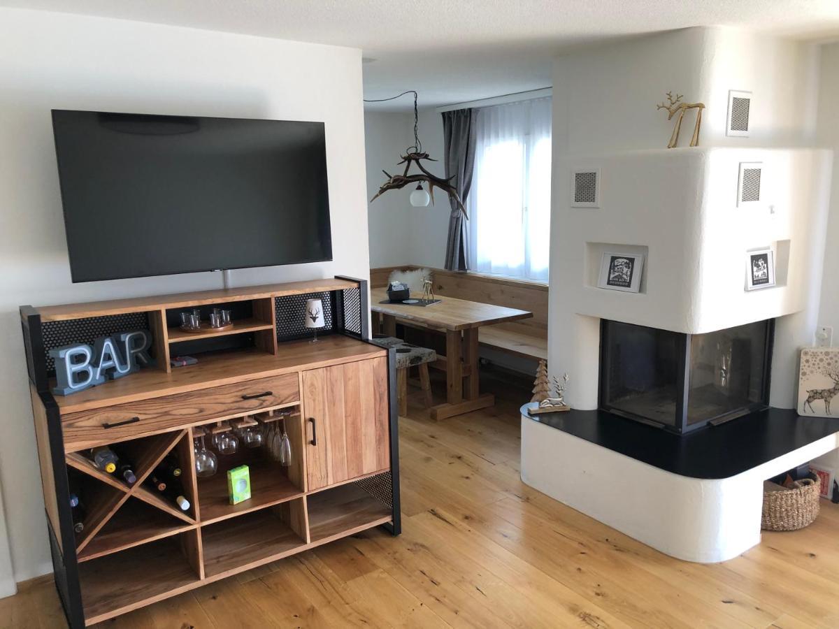 Renovated 3 Rooms Apartment In Ruschein Near Laax المظهر الخارجي الصورة